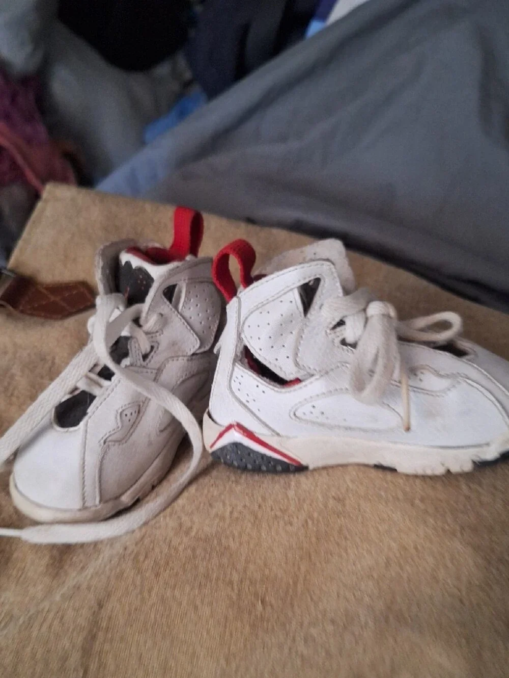 Jordan Toddler White and Red Leather Sneakers